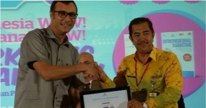 Lakukan Inovasi DPMTK-PTSP Pontianak Diganjar Penghargaan